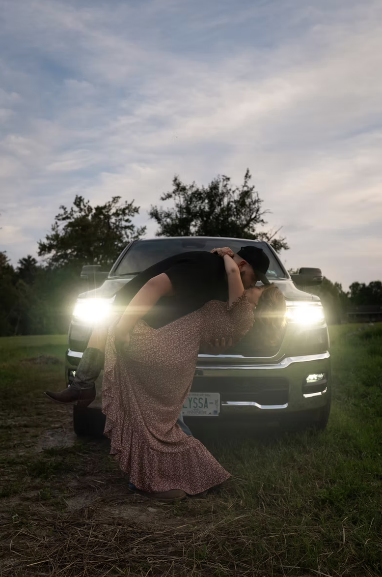 Couples photography by Meredith Lewis